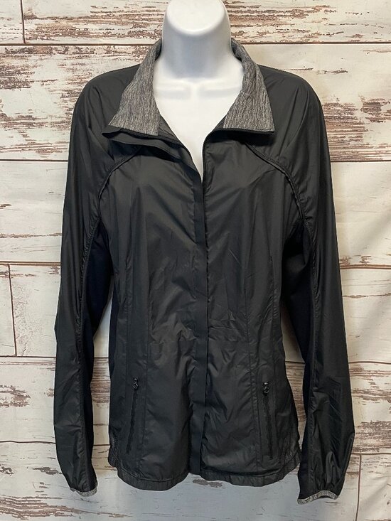 lululemon athletica Jackets & Blazers - lululemon run: essentials jacket